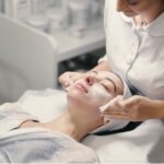 Selfie-Fueled Aesthetics: Minimally Invasive Chin & Jawline Liposuction Trends